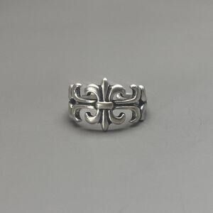 Vintage silver gothic star